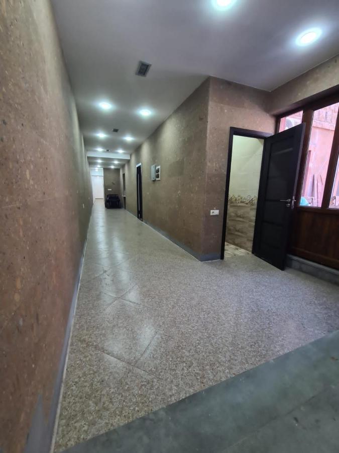 Aygestan Apartments Yerevan Exterior photo